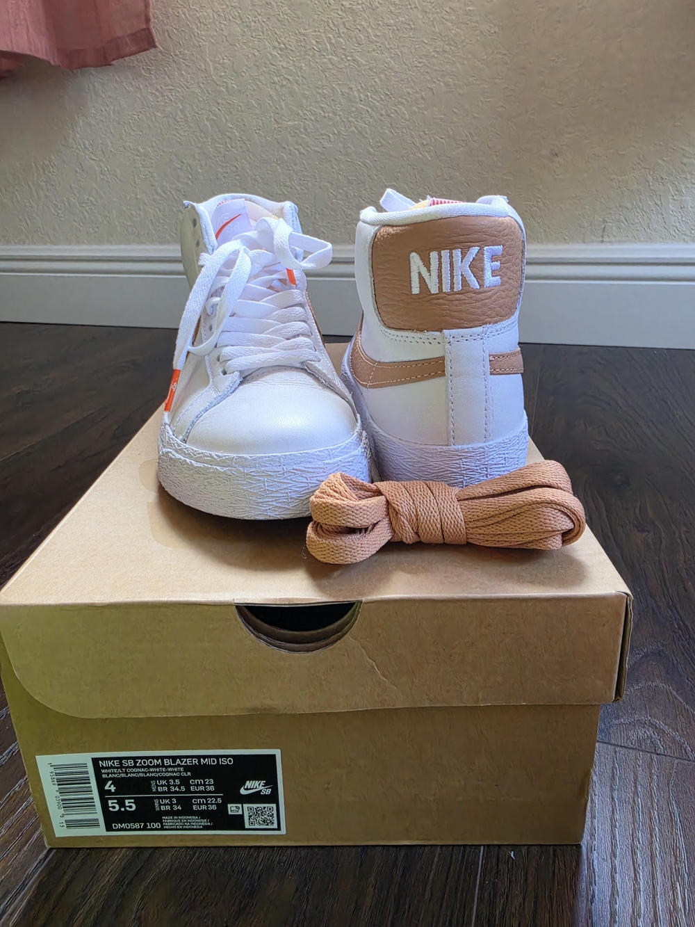 Nike High-Top Sneakers in White and Cognac